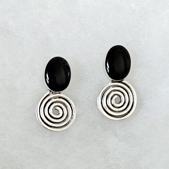 Silpada Very Rare Sterling Silver Oval Onyx Spiral Drop Earrings on Posts DP625 - Picture 1 of 14
